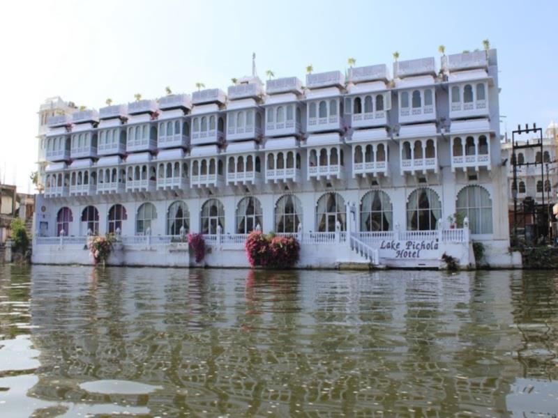 Lake Pichola Hotel Udaipur Kültér fotó