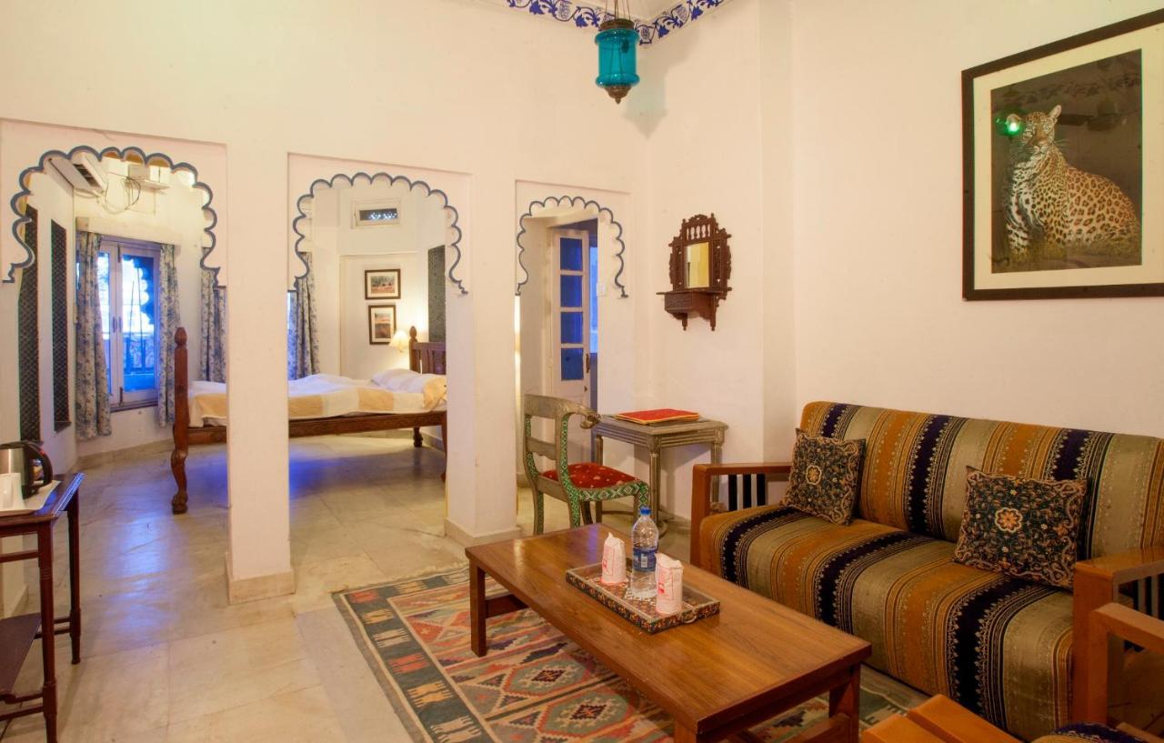 Lake Pichola Hotel Udaipur Kültér fotó
